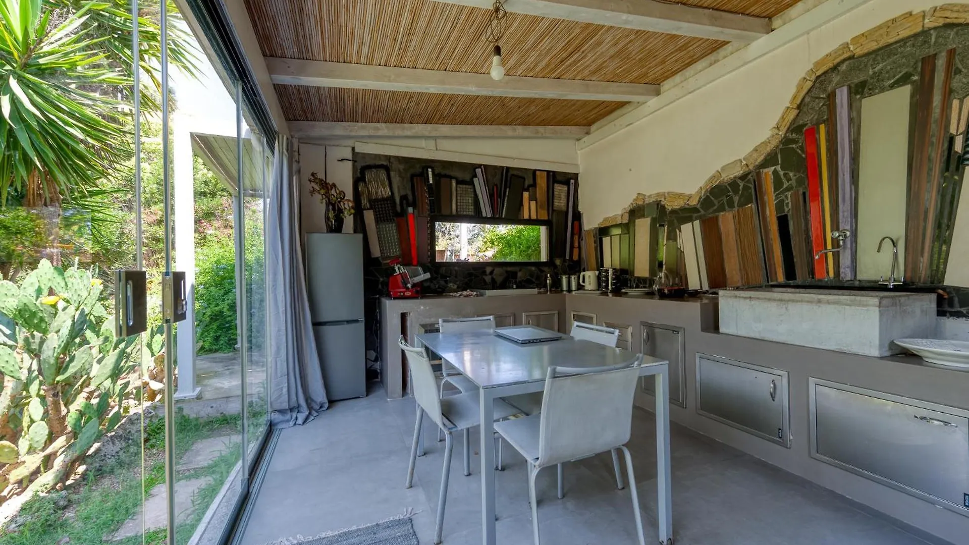 Villa Olivia Pool Tennis Spa - D Lecce